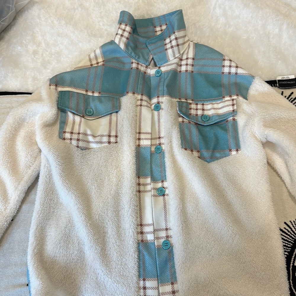 fuzzy cute jacket! size small!